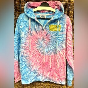 Colortone- Utoplan Tailgate-Blue/Pink Tie-Dye Hoodie-Medium,‎ Discolored collar